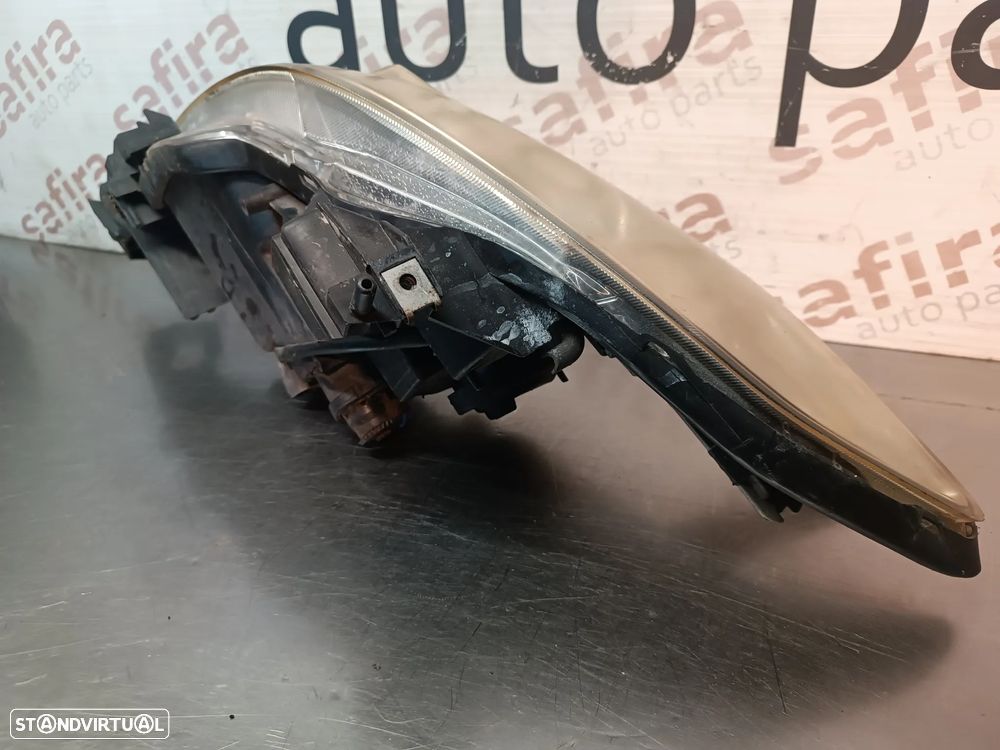 ÓTICA / FAROL MAZDA 5 - ESQUERDO / DIREITO - 9