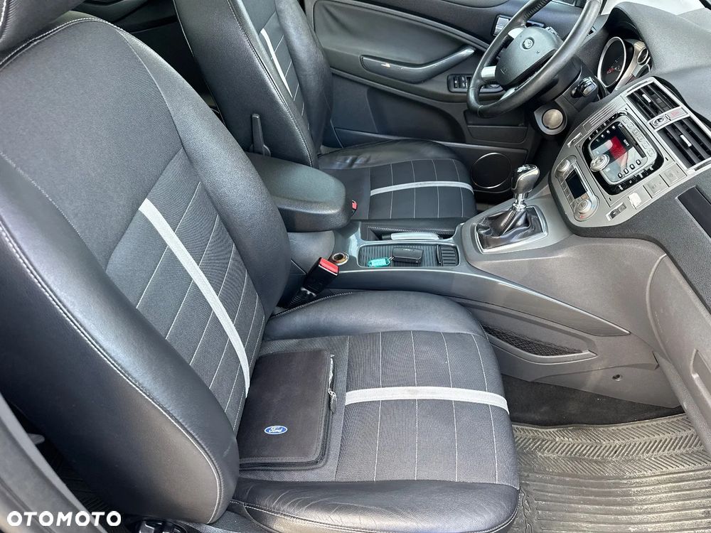 Ford Kuga 2.0 TDCi Titanium - 7