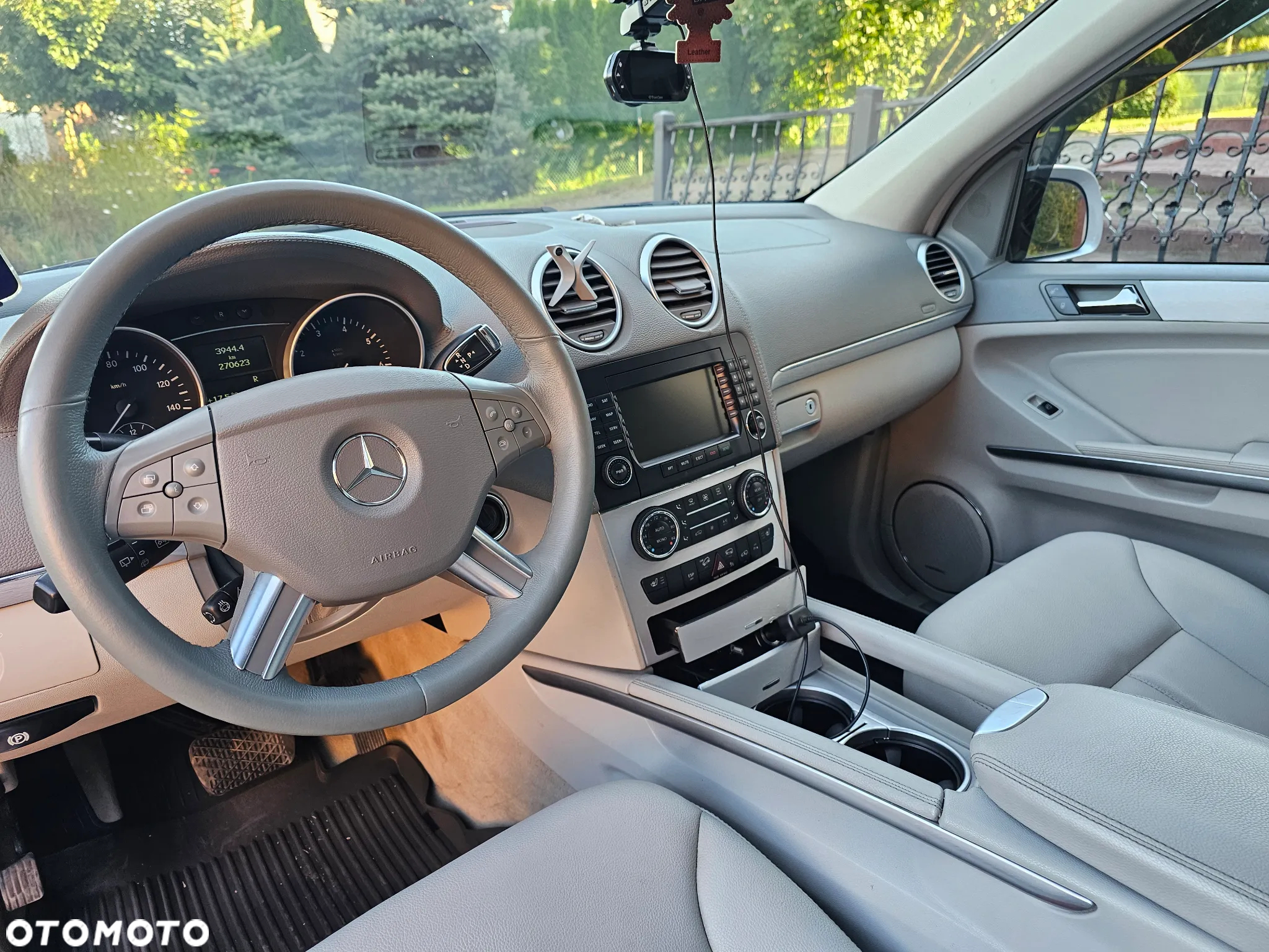 Mercedes-Benz GL 450 4Matic 7G-TRONIC - 23