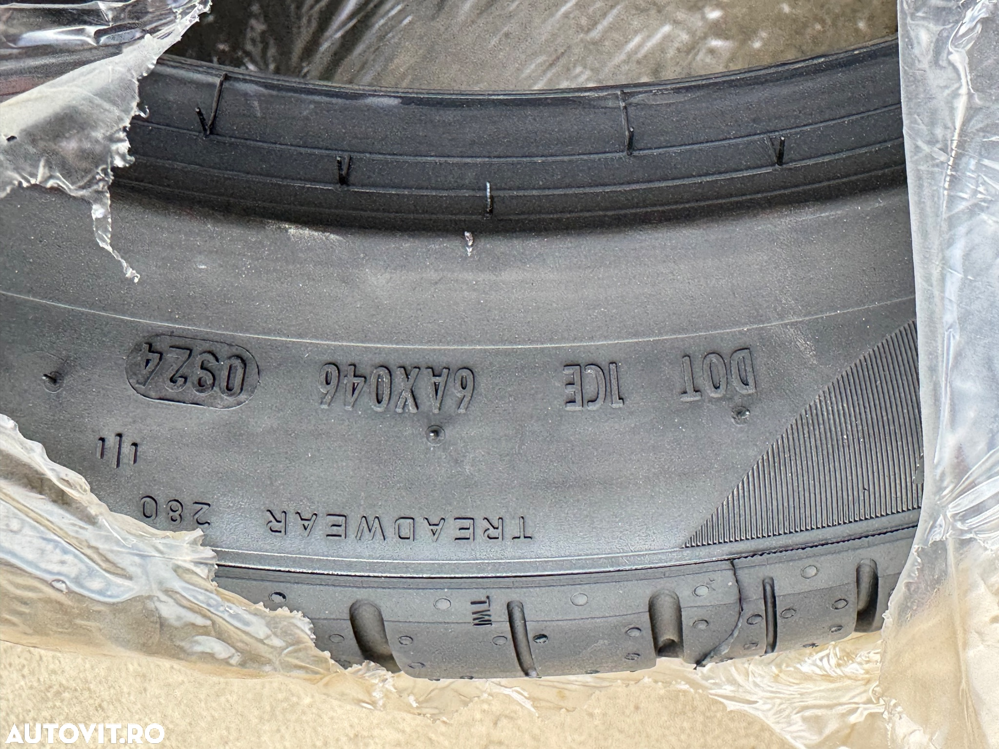 Vând set anvelope 255/45/20-285/40/20 Pirelli de vară noi cu steluță BMW - 5
