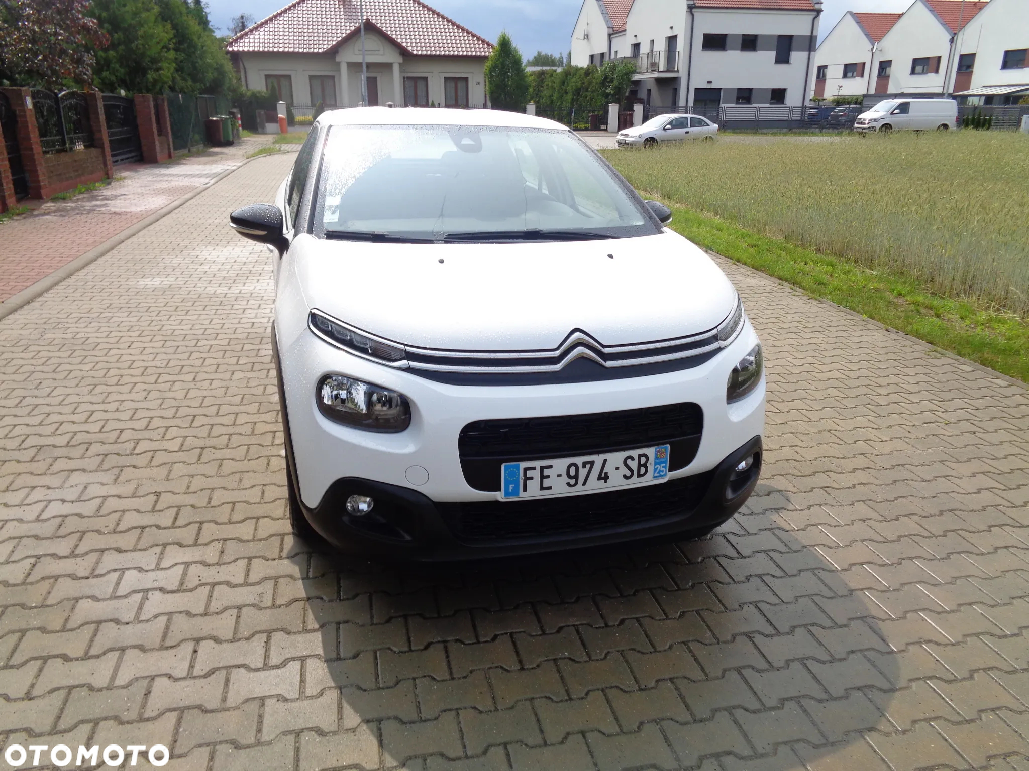 Citroën C3 1.2 PureTech Plus - 2