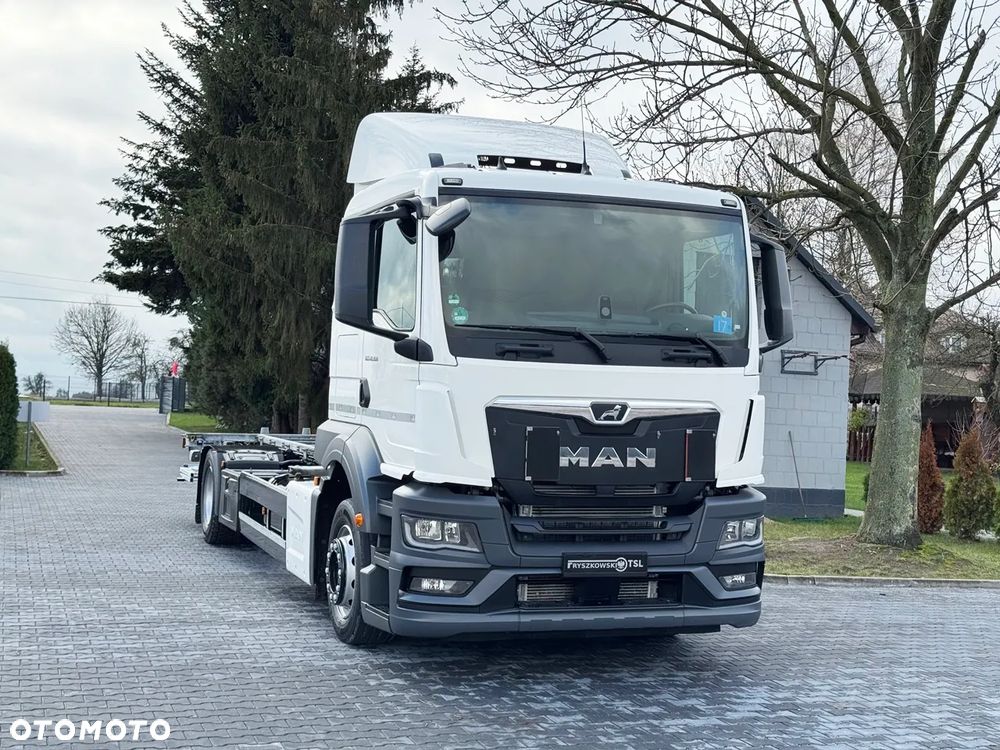 MAN TGS 18.330 / BDF / ACC / NAWIGACJA / WINDA / CAŁY NA PODUSZKACH / Z NIEMIEC - 5