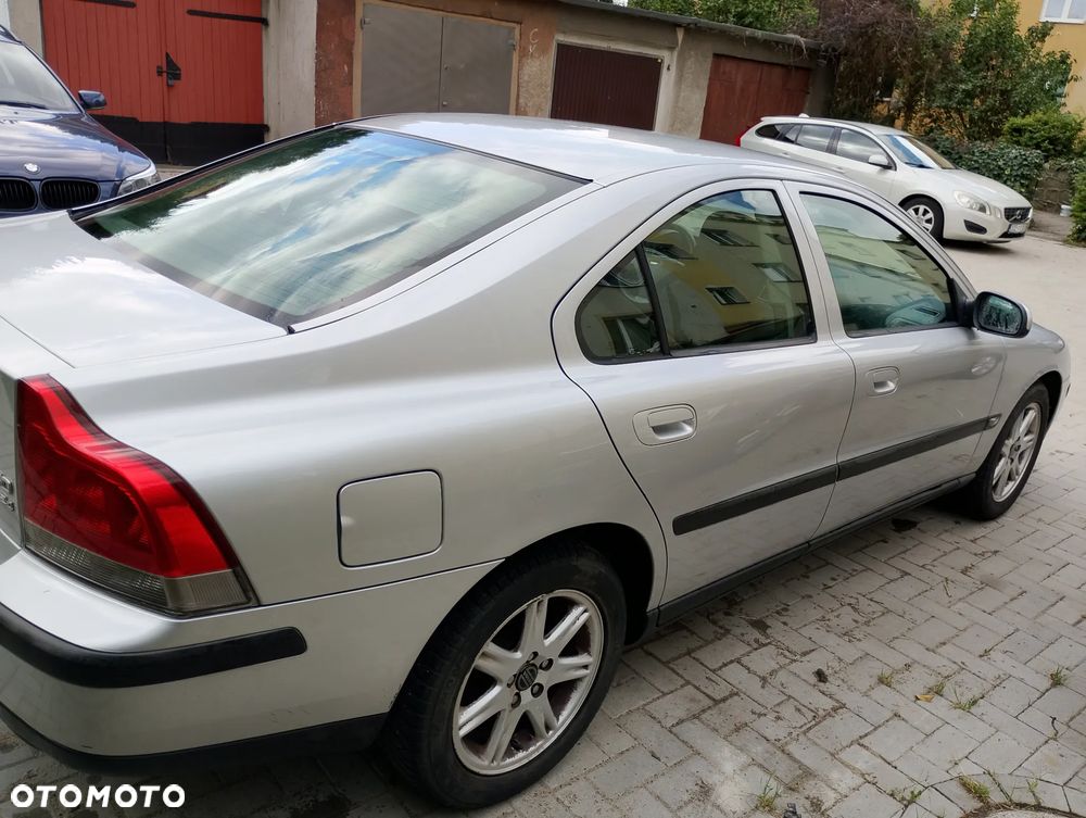 Volvo S60 - 4