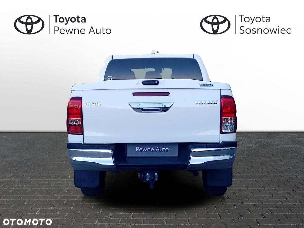 Toyota Hilux - 5