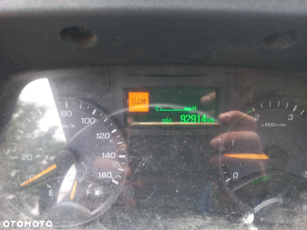 Mitsubishi FUSO CANTER - 11