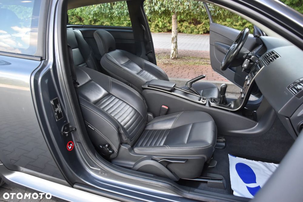 Volvo C30 D2 RDesign Edition - 11