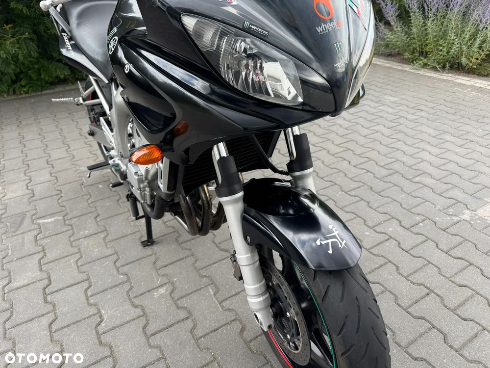 Yamaha FZ6 - 13