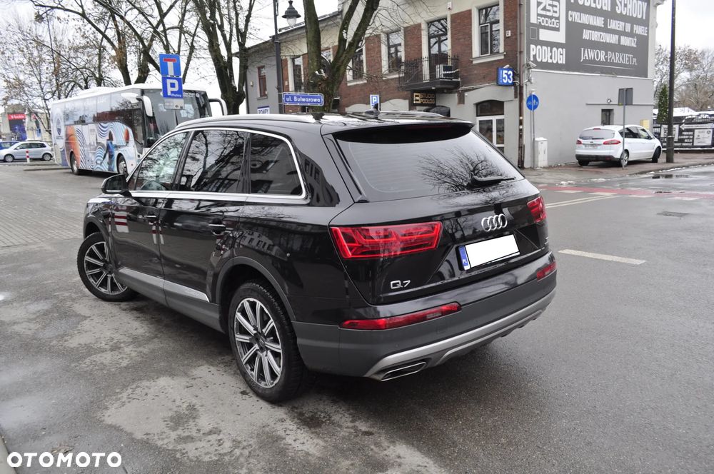 Audi Q7 3.0 TDI ultra Quattro Tiptronic - 4