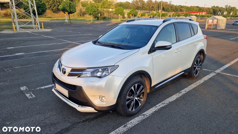 Toyota RAV4 2.0 D-4D Premium - 1