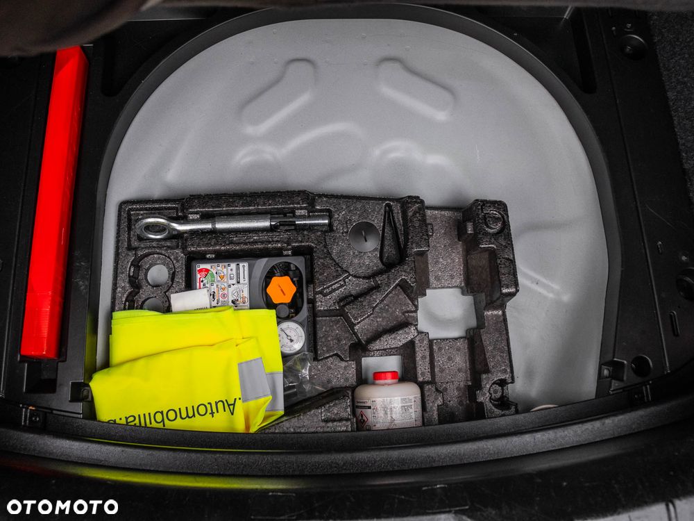 Volvo V40 Cross Country T3 Ocean Race - 30