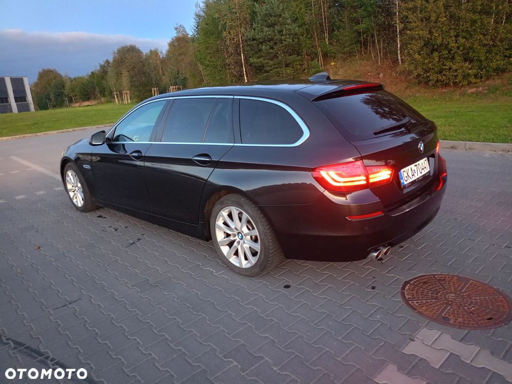 BMW Seria 5 520d xDrive - 2