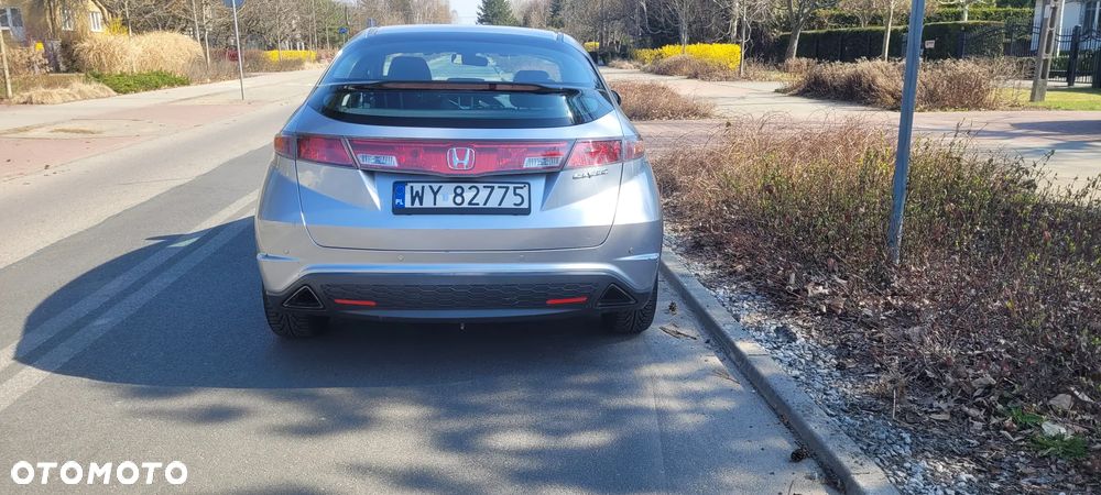 Honda Civic 1.8 Sport - 37