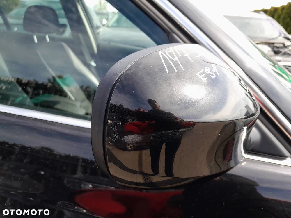 BMW E91 E90 LIFT LUSTERKO PRAWE PRZEDNIE PRAWY PRZÓD KOLOR: 475/9 - 5