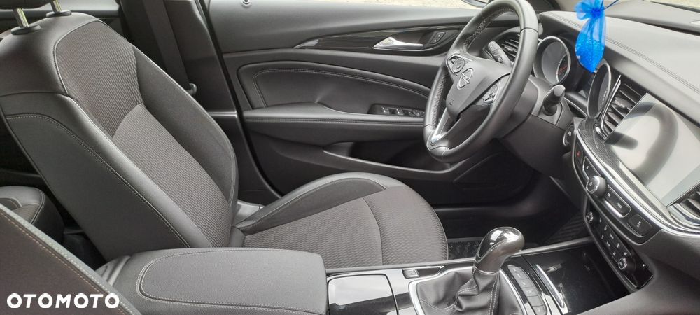 Opel Insignia - 8