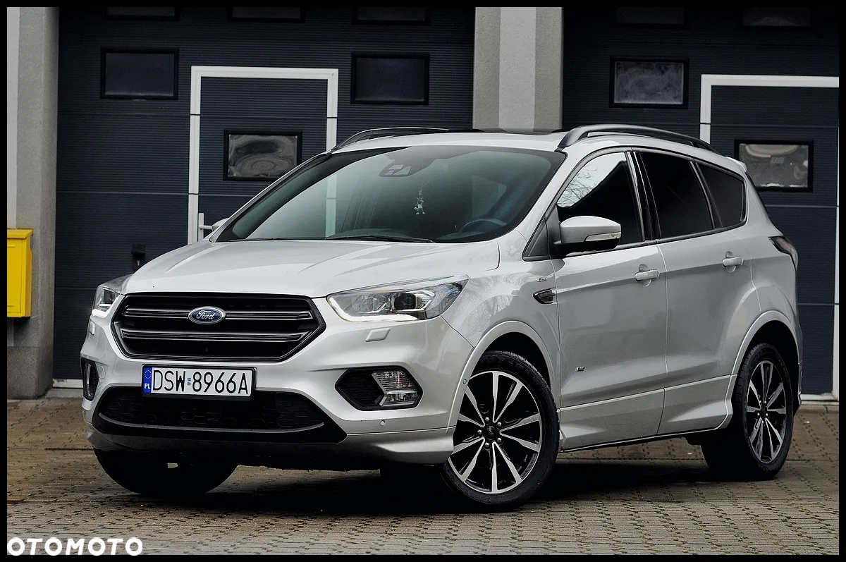 Ford Kuga 2.0 TDCi 4WD Titanium - 5
