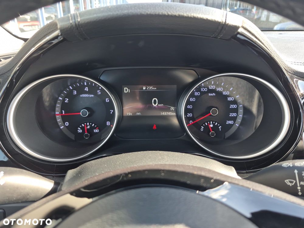 Kia XCeed - 31
