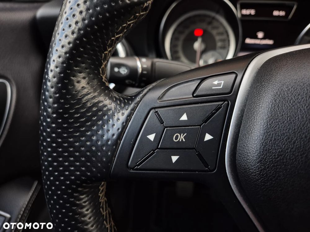 Mercedes-Benz CLA - 11