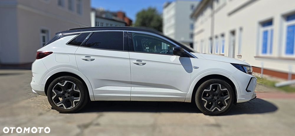 Opel Grandland X 1.2 T Ultimate S&S - 2
