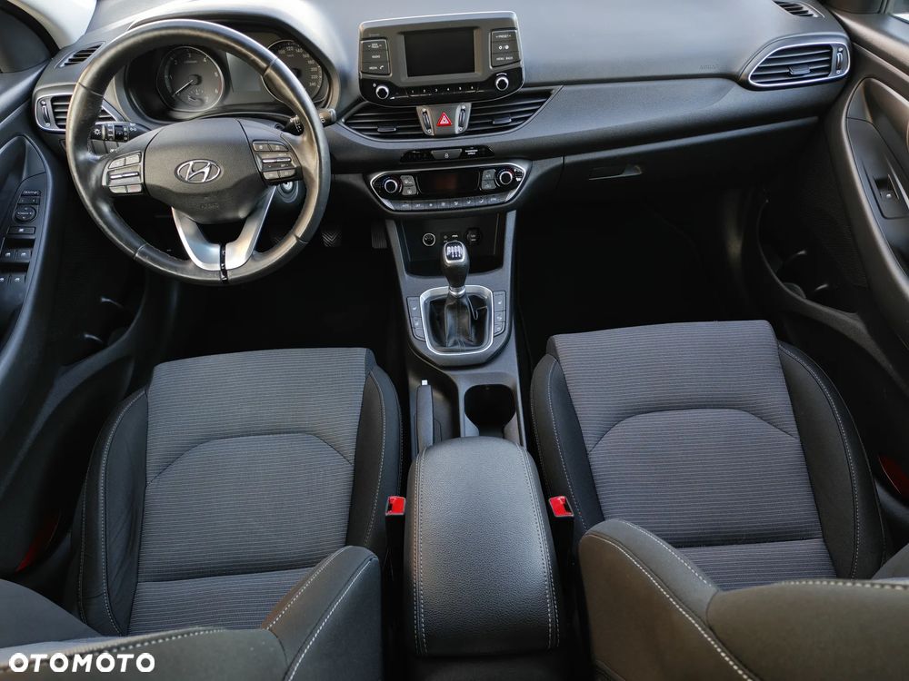 Hyundai i30 1.6 CRDi Comfort - 31