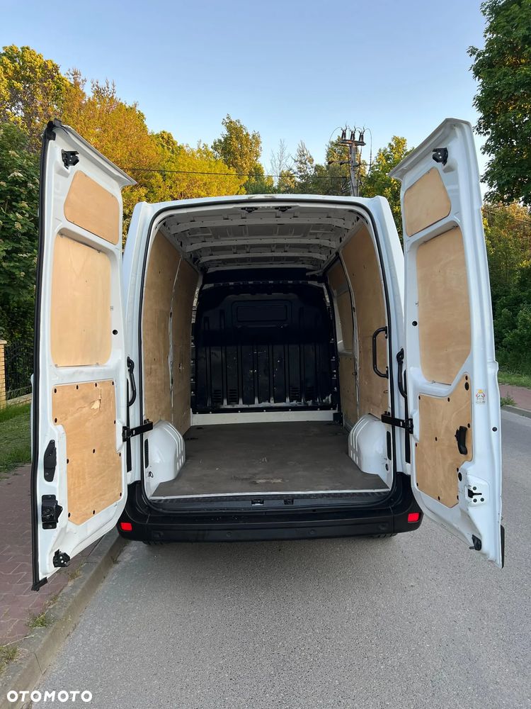 Renault Master - 24