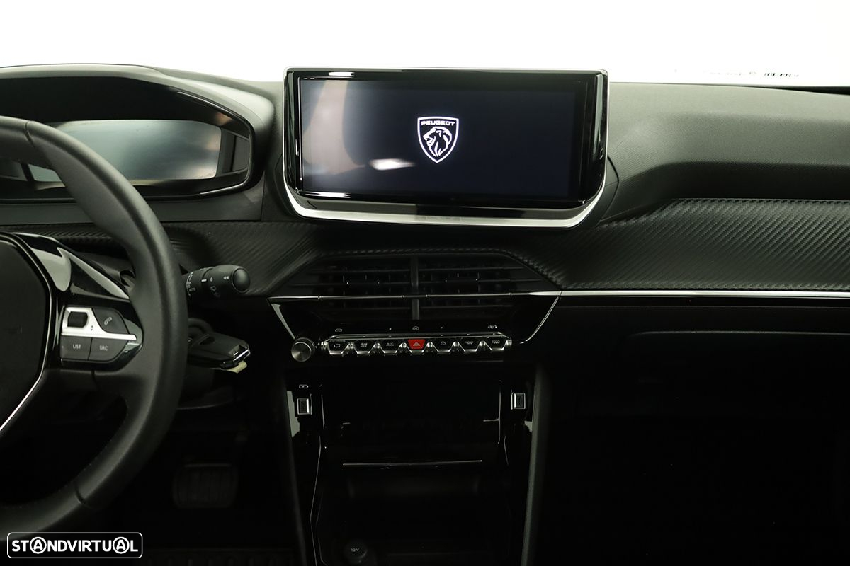 Peugeot 2008 1.2 PureTech Allure EAT8 - 9