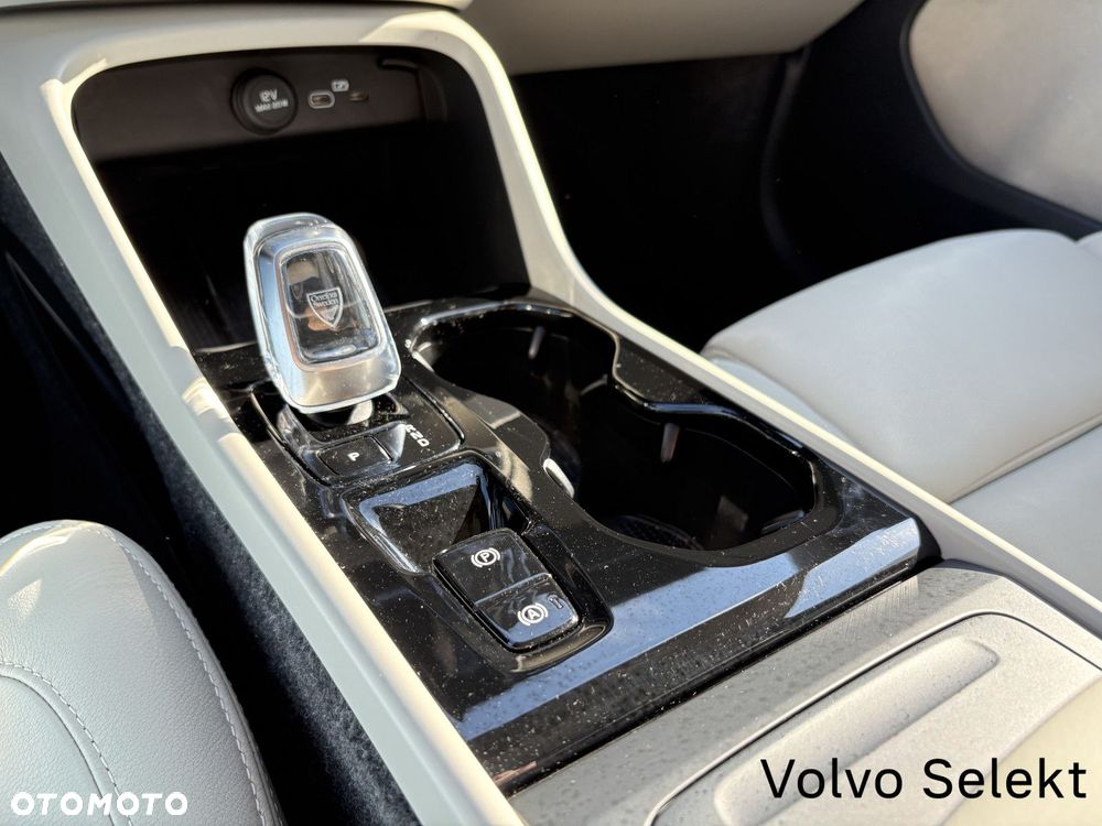 Volvo XC 40 - 16