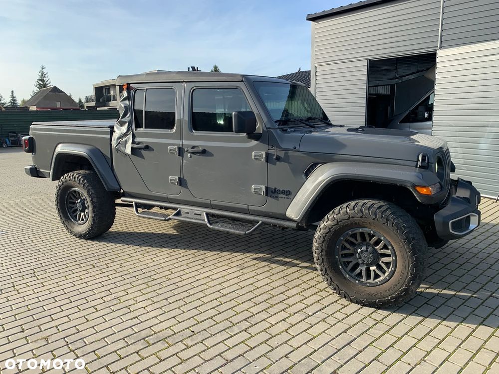 Jeep Gladiator - 2