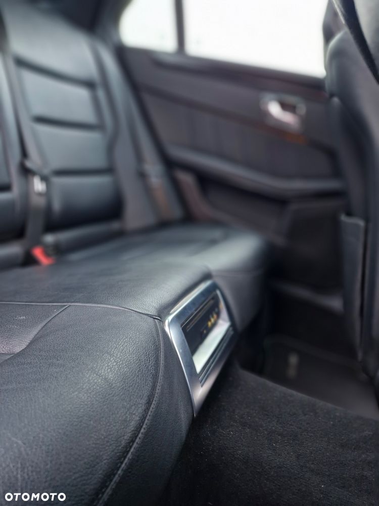 Mercedes-Benz Klasa E 350 CDI BlueEff Avantgarde - 14