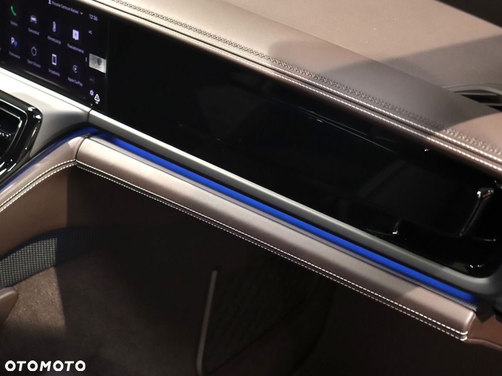 Porsche Panamera 4S E-Hybrid PHEV - 30