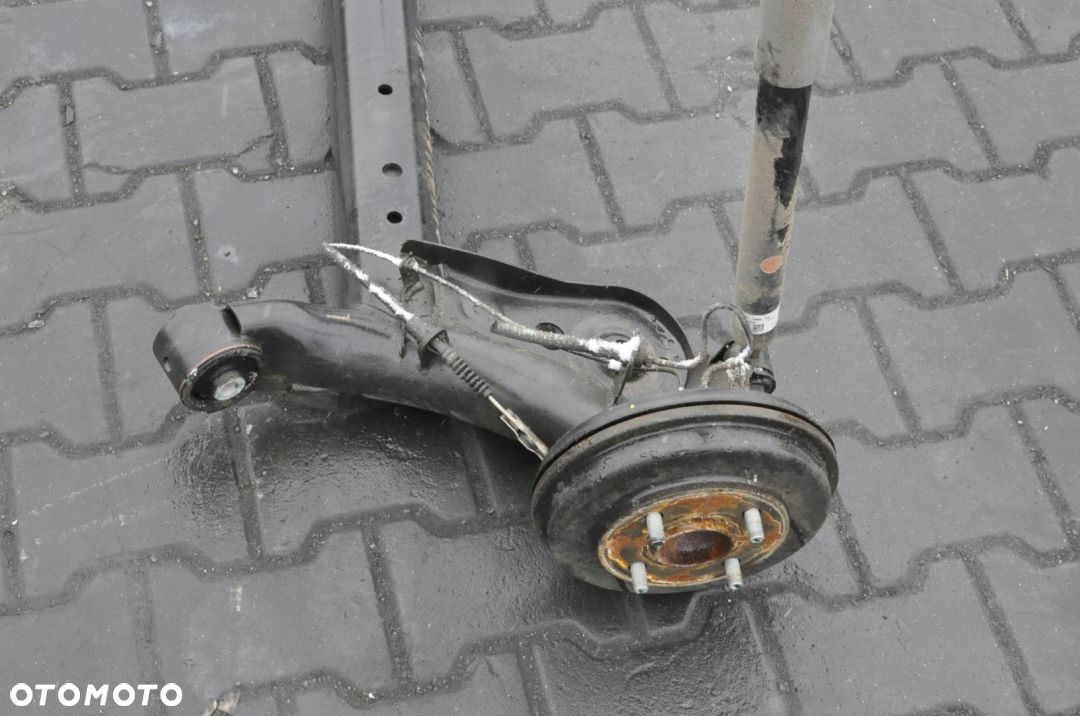 FORD KA III PLUS 1.2 ZAWIESZENIE BELKA TYŁ - 6