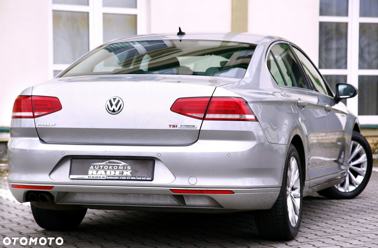 Volkswagen Passat 1.8 TSI BMT Comfortline - 19