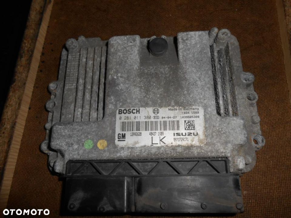 Opel Astra H III Isuzu 1.7 komputer 0281011380 - 1