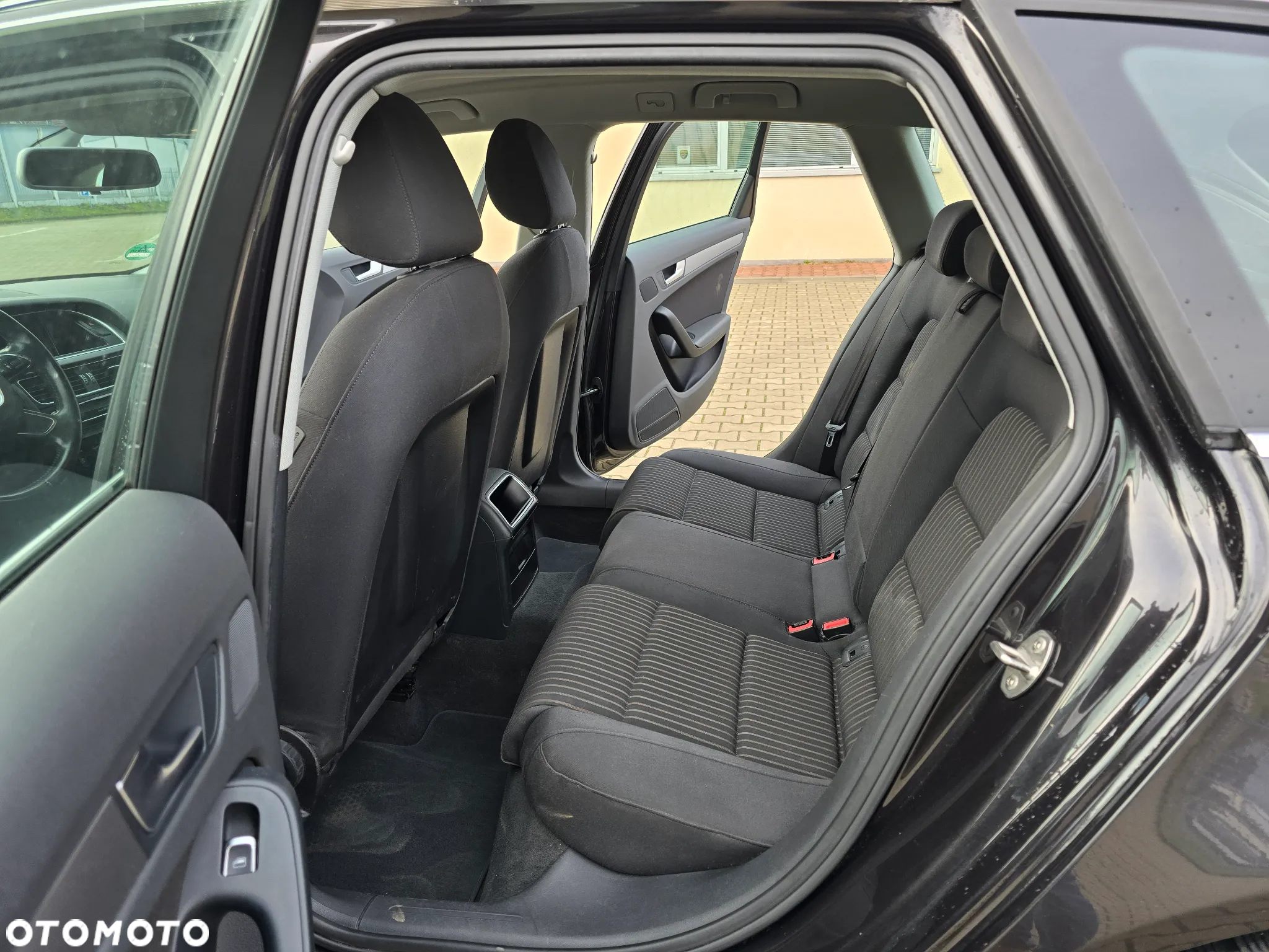 Audi A4 Avant 2.0 TDI DPF Ambition - 5