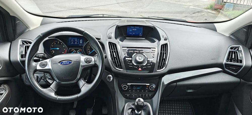 Ford Kuga 1.6 EcoBoost 2x4 Individual - 26
