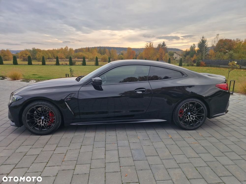 BMW M4 2025 photo 4