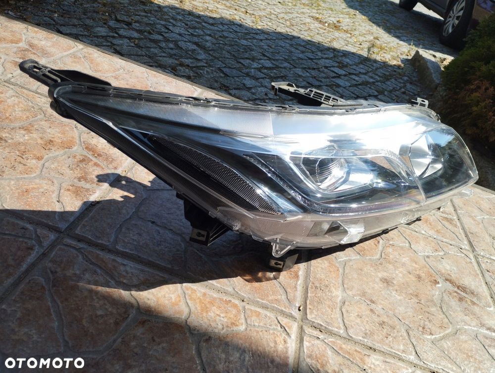 lampa prawa full led mitsubishi eclipse cross 2018-2020 - 2