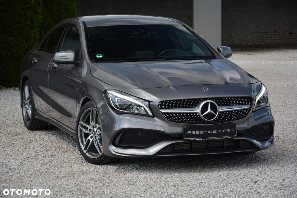 Mercedes-Benz CLA 180 7G-DCT AMG Line - 3