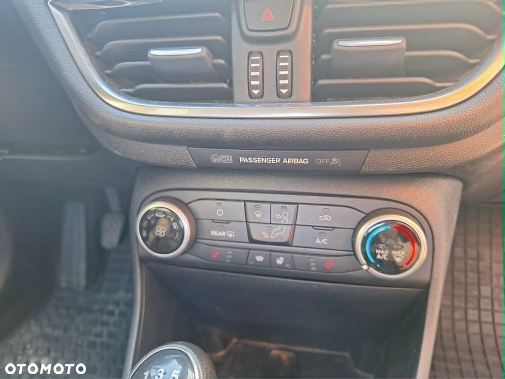 Ford Fiesta 1.1 Trend ASS - 13