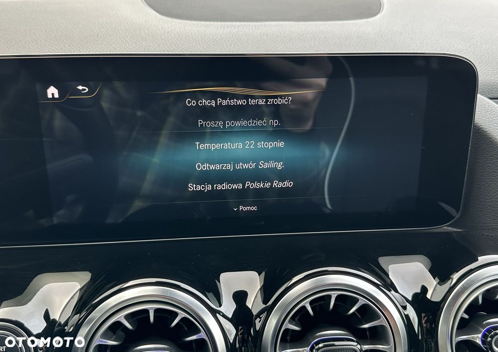 Mercedes-Benz GLA 200 4-Matic Progressive - 40