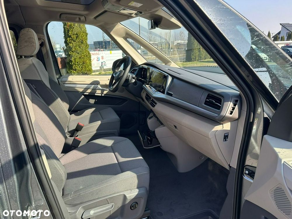 Volkswagen Multivan - 18