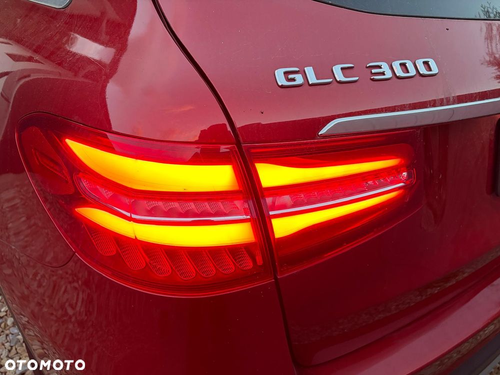 Mercedes-Benz GLC - 10