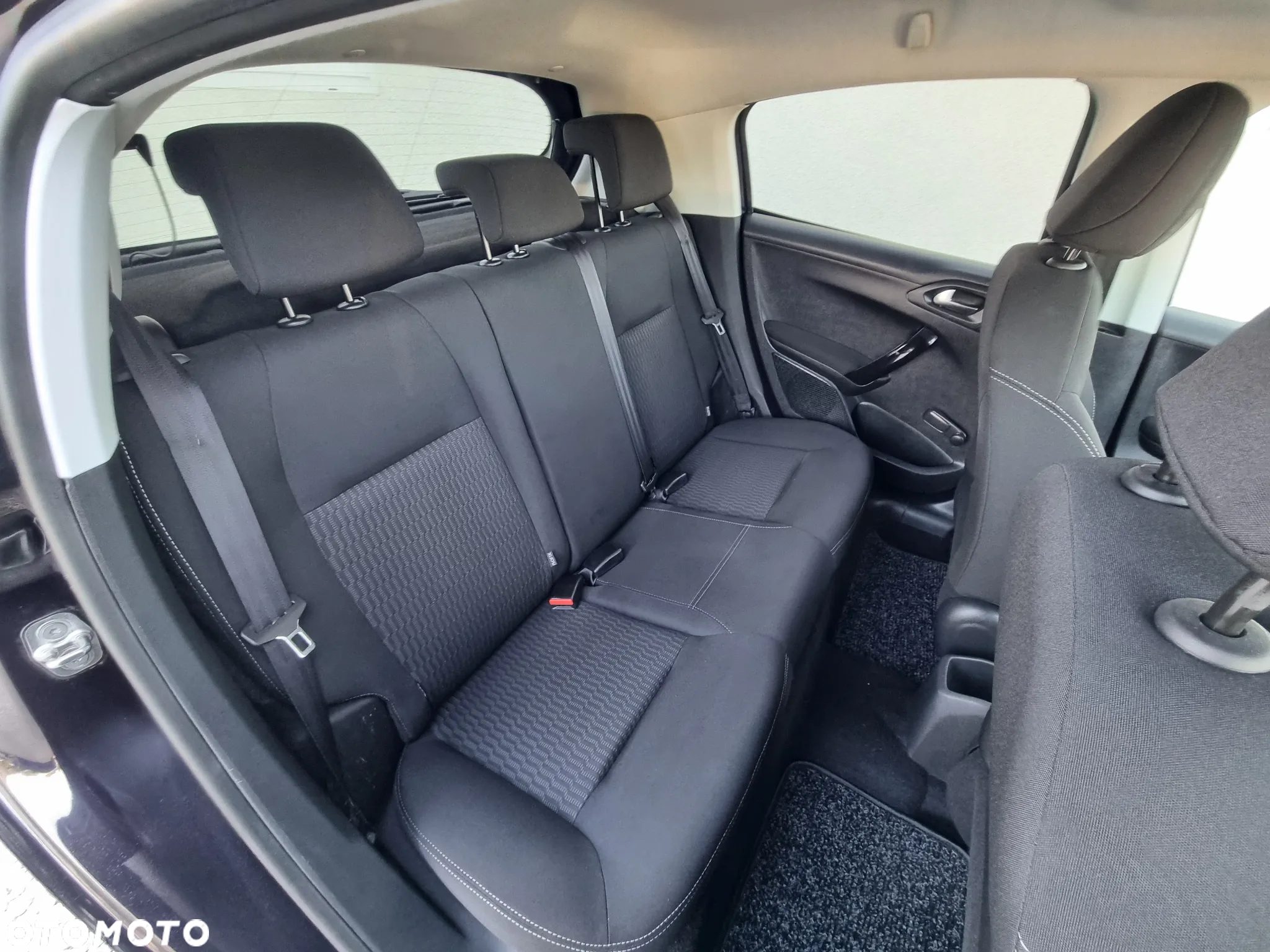 Peugeot 208 1.2 PureTech Style - 9