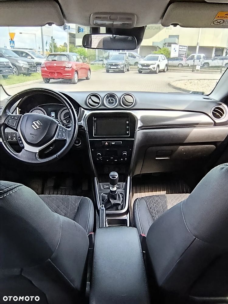 Suzuki Vitara 1.4 Boosterjet Elegance 2WD - 16