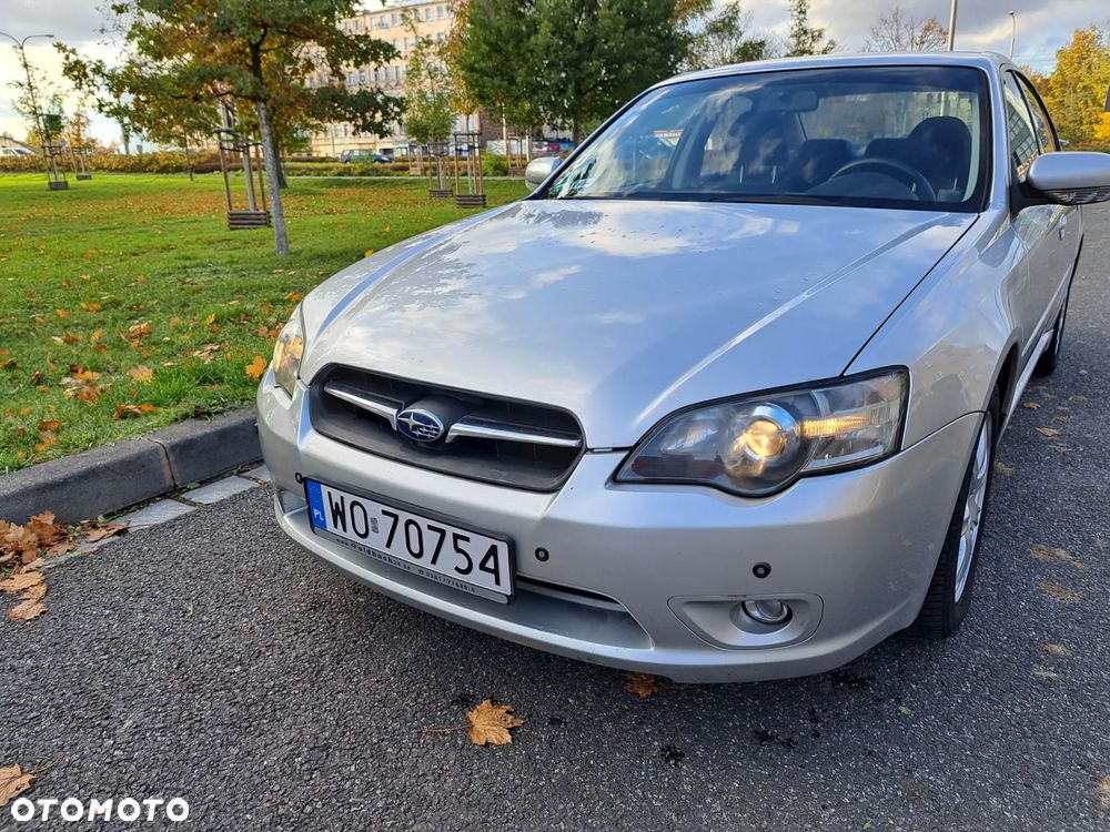 Subaru Legacy - 8