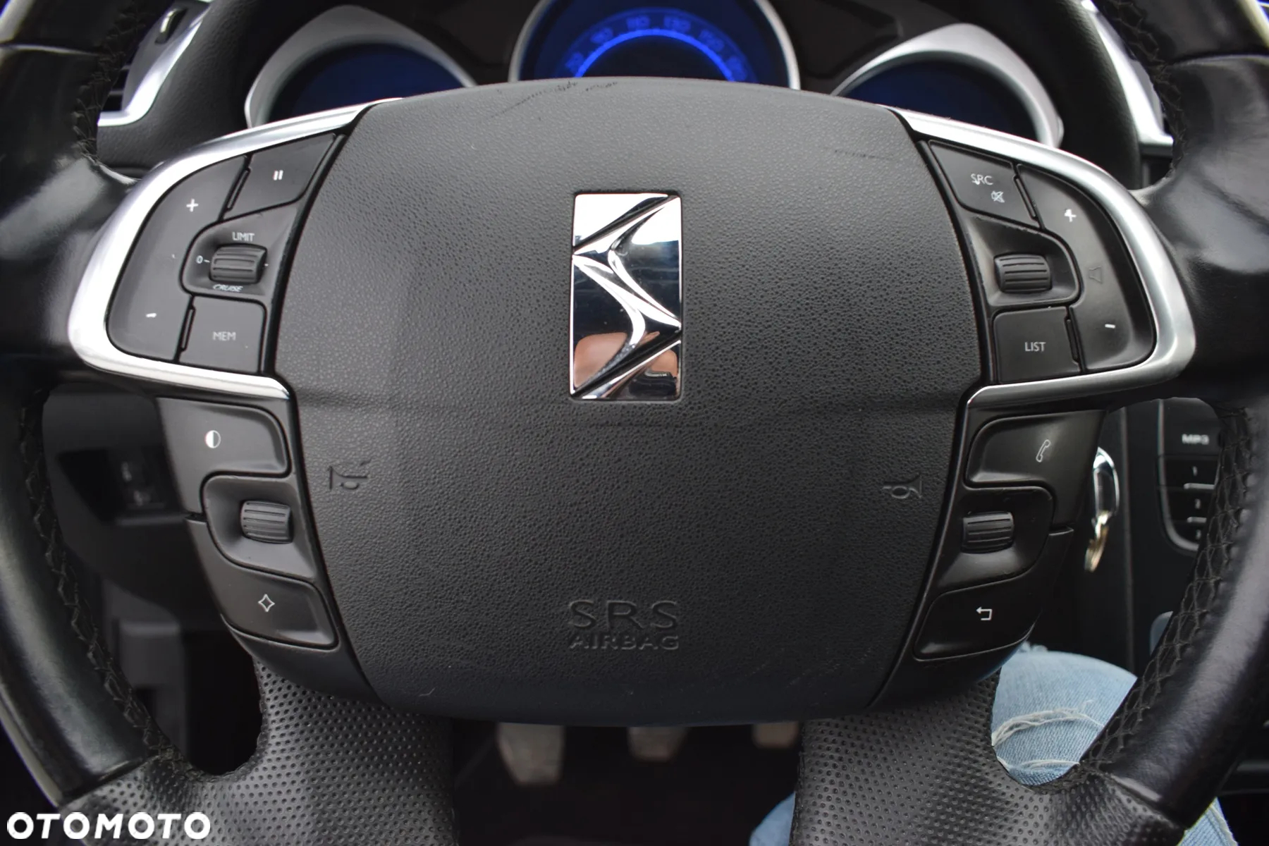 Citroën DS4 HDi 115 Chic - 24
