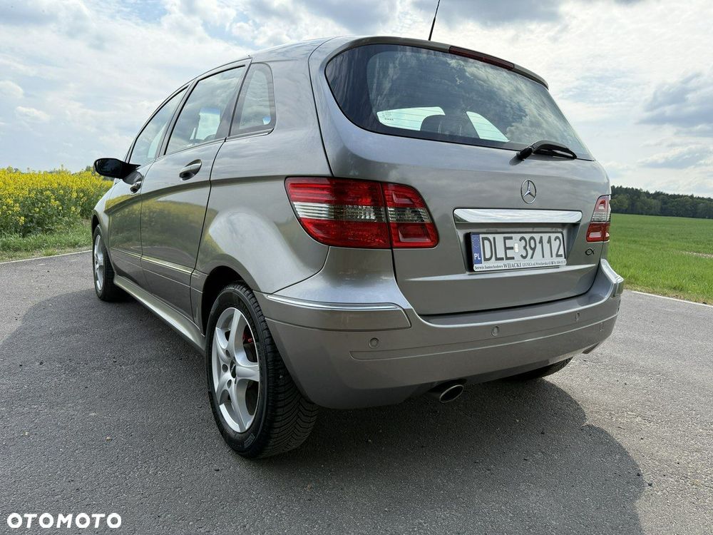 Mercedes-Benz Klasa B 150 Special Edition - 31