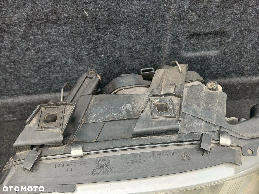 Audi A6 C5 Lampa przednia lewa, prawa - 6