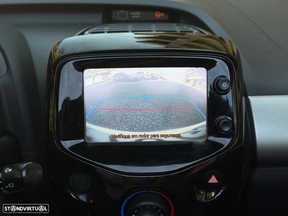 Citroën C1 Airscape PureTech Shine - 16