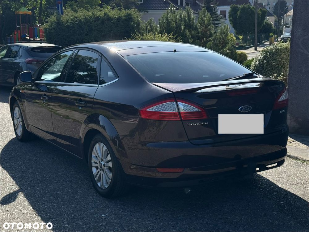 Ford Mondeo 2.0 FF Titanium - 3