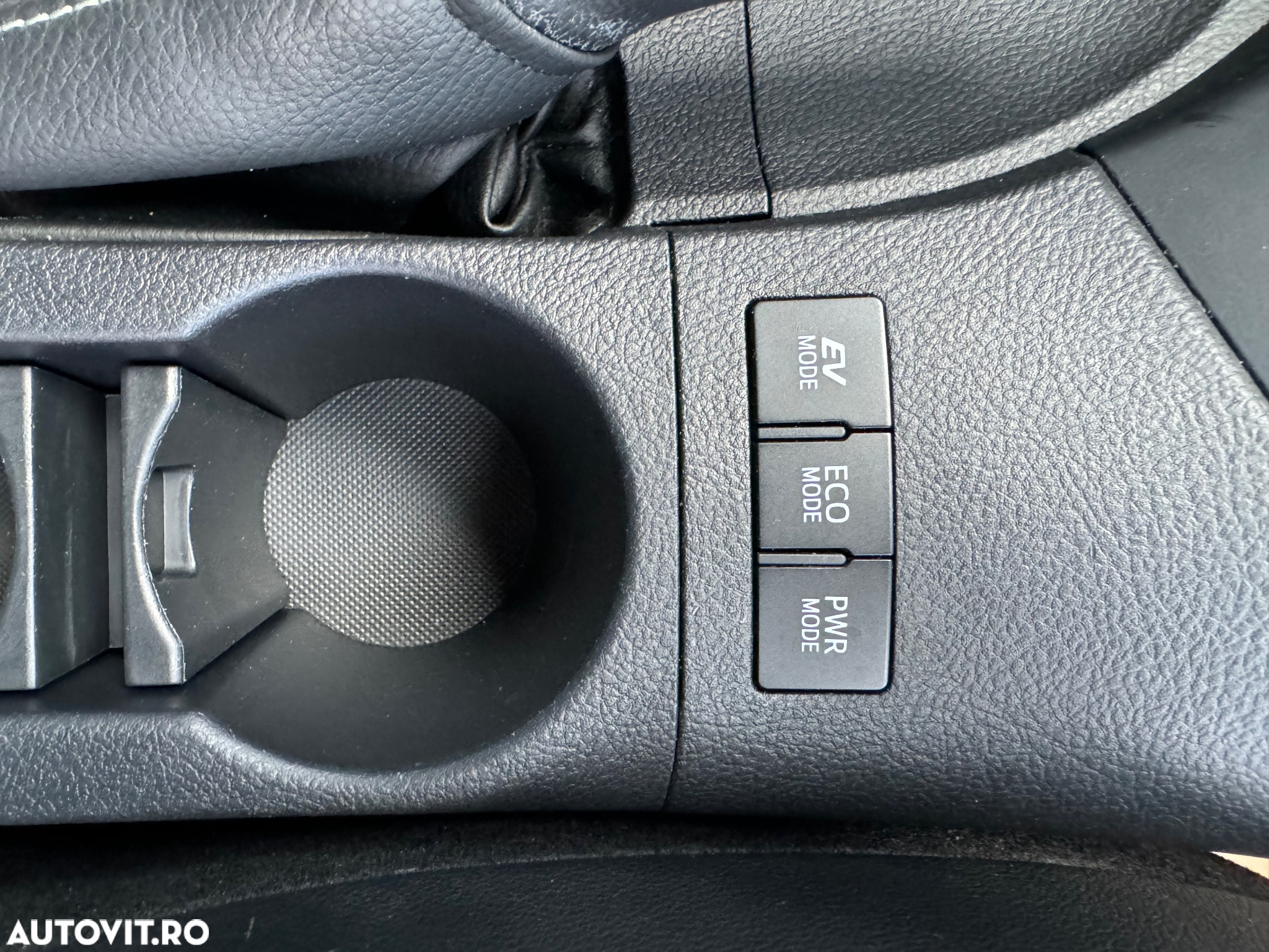 Toyota Auris 1.8 L VVT-i Hybrid Sol - 12